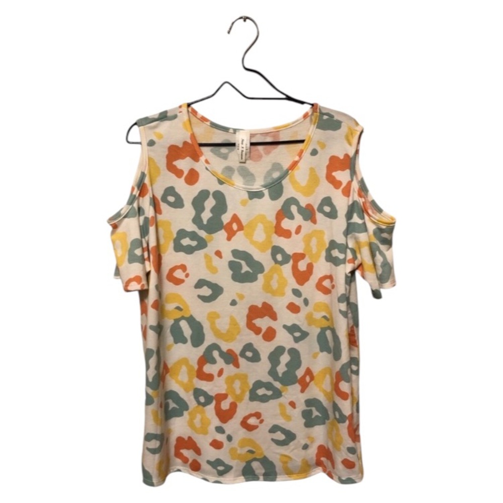 NWOT Now N Forever Animal Print Multi Pastel Cold Shoulder Top (1X)